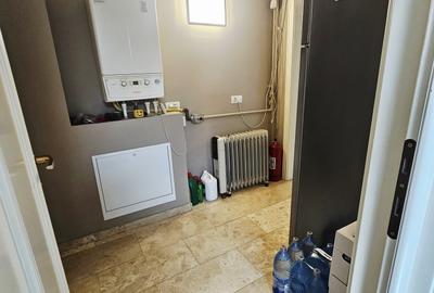 Casă individuală cu 4 camere cu Canalizare în 9 Mai - 30