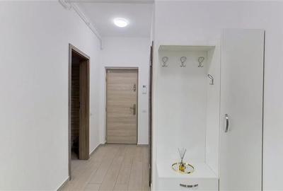 Apartament cu 2 camere decomandat, mobilat în Tractorul - 6