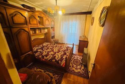 Apartament cu 3 camere decomandat în Central - 3
