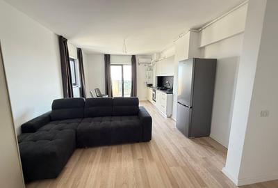 Apartament cu 2 camere semidecomandat, mobilat în Km 5 - 17