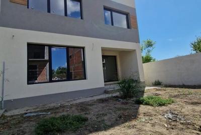 VILA  P+1 LA VANZARE - CARTIER REZIDENTIAL OVIDIU - VEDERE FRONTALA LAC - - 47