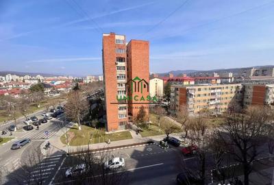 Apartament cu 3 camere decomandat în Ostroveni - 3