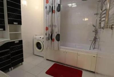 Garsonieră în P-ța Universității