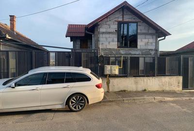 Casa de vanzare Casa de vanzare - 2