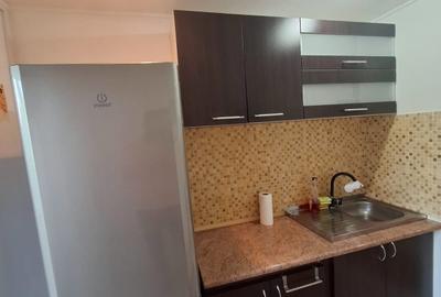 Km 4/5....apartament 2 camere decomandate, etaj 1 - 2