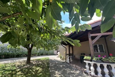 CASA CU TEREN GENEROS- 1.593 MP - 1