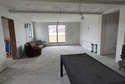 Casă individuală cu 4 camere cu Teren 508 Mp în Ghionea - 8