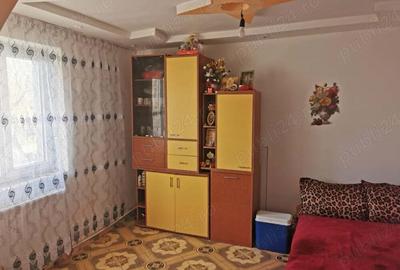 Proprietar vand apartament 3 camere - 5