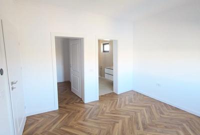 Casă cu 4 camere cu Teren 455 Mp în Vladimirescu - 9