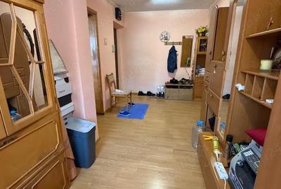 Apartament cu 3 camere decomandat în Central - 2