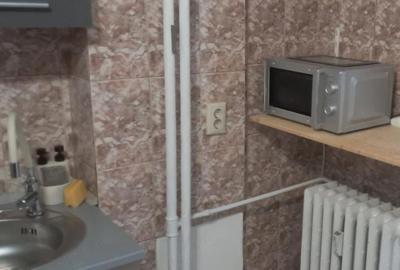 Garsonieră decomandată în Sebastian - 10