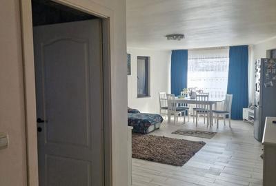 Casă cu 4 camere cu Teren 870 Mp în Mărăcineni - 6