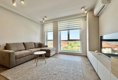 Apartament cu 2 camere semidecomandat, mobilat în Andrei Mureșanu