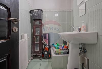 De vanzare 4 camere Racadau-zona Parcul Trandafirilor - 11