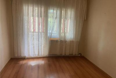 Apartament 2 camere , cartier Sud , 44 mp , centrala termica