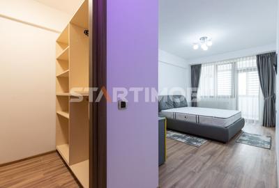 Apartament cu 3 camere decomandat, mobilat în Tractorul - 13