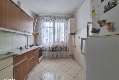 Apartament cu 2 camere, mobilat în Energiei
