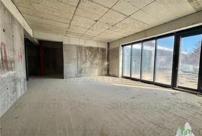 Spațiu comercial, de 127 mp, în Central - 5