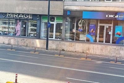 Spațiu comercial, de 54 mp, în Casa de Cultură - 7