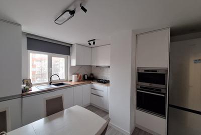 Apartament cu 3 camere in zona Bucovina - complet renovat- mobilat si utilat - 3