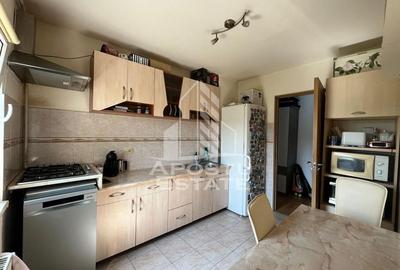 Apartament cu 3 camere semidecomandat, mobilat în Soarelui - 2