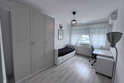 Apartament cu 3 camere semidecomandat în 1 Mai - 5