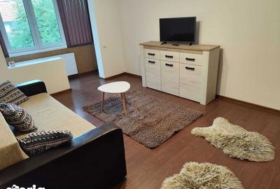Apartament cu 2 camere decomandat în Craiter
