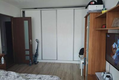 Apartament cu 3 camere decomandat în Colentina - 2