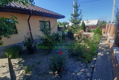 Casă cu 5 camere cu Teren 684 Mp în Podu Roș - 15