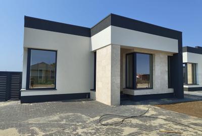 Casa Individuala  -  3 camere  -  350 mp teren  -  90 mp utili - 2