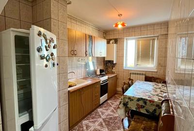 Casa de Cultura Univ Andrei Saguna Apartament 2 camere decomandat termen lung - 7