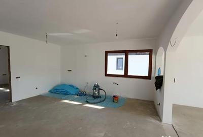Casă cu 2 camere cu Teren 600 Mp în Tăuții-Măgherăuș - 1