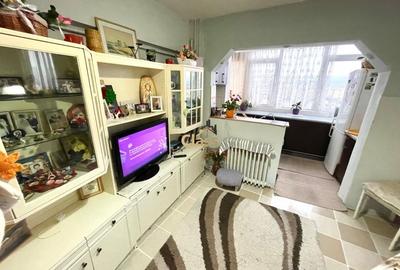 Apartament 2 camere | 54 mpu | Etaj intermediar | Zona Pod Marasti