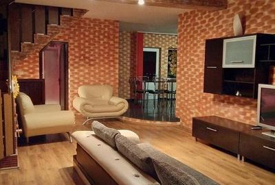 Casă cu Teren 400 Mp în Mircea cel Bătrân - 1