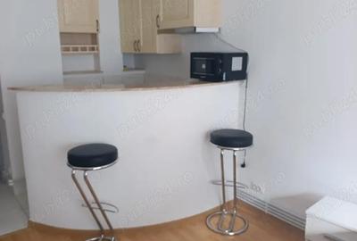 Garsonieră decomandată în Central - 7