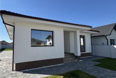 Casă cu 4 camere cu Teren 500 Mp în Central - 6