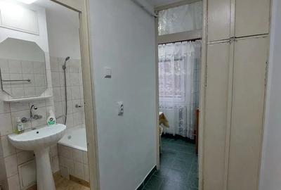 Inchiriez garsoniera renovata central - 4