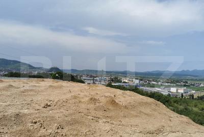 Teren de 750 mp, în Central