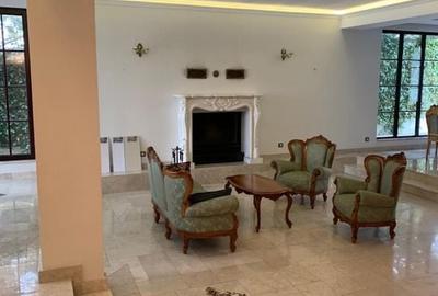 Vilă Individuala spațioasă | Locație premium - 5