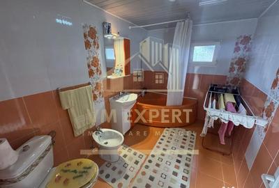 Casă cu 5 camere cu Teren 600 Mp în Rucăr - 3