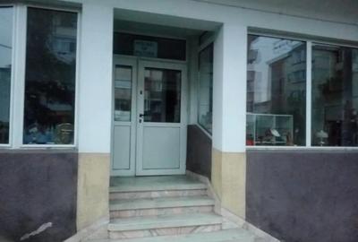 Spațiu comercial, de 100 mp, în Central - 1