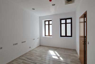 Birou, de 257 mp, în Unirii - 2