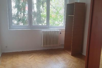 Apartament cu 2 camere semidecomandat în Berceni - 2