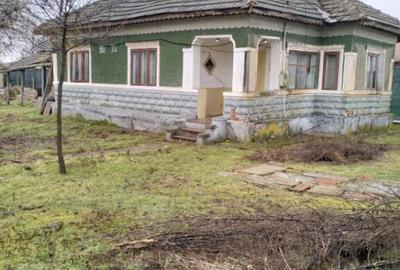 Teren intravilan, 1310 mp, stradal,construc?ie demolabila. - 3