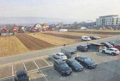 Apartament cu 3 camere decomandat în Florești - 1