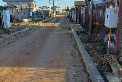 Teren de 1000 mp, în Schela - 4