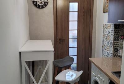 Apartament cu 2 camere decomandat în Complex Studențesc - 7