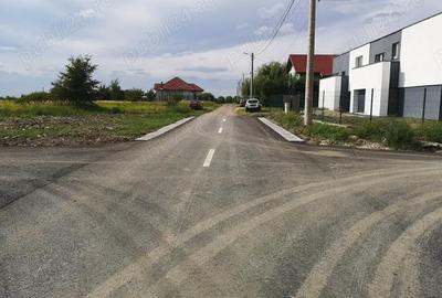Teren de 916 mp, în Dumbrăvița - 1