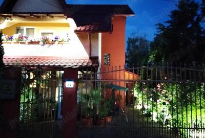 Casă cu 3 camere în Câmpina - 1