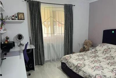 Casă individuală cu 3 camere cu Canalizare în Moșnița Nouă - 10